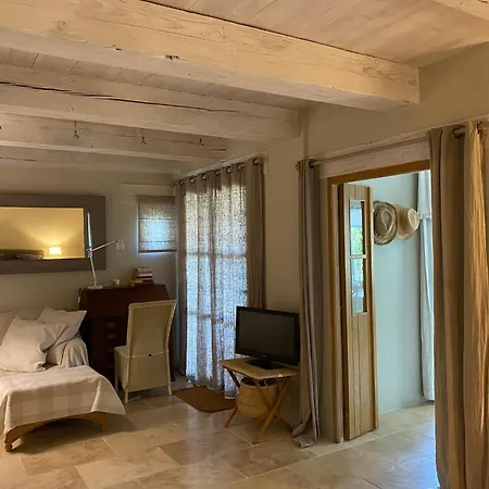 And Bedroom And Circus Wagon At Mas Pryce Sardan