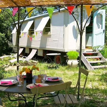 And Bedroom And Circus Wagon At Mas Pryce Sardan
